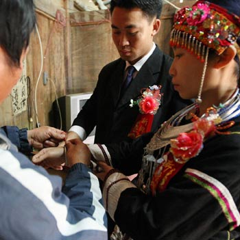 Li ethnic wedding
