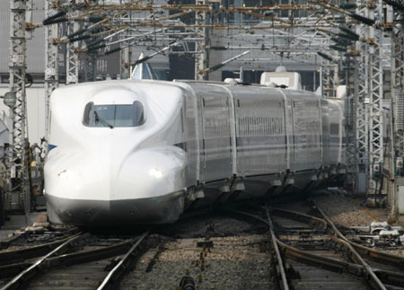 japan's new n700 bullet train