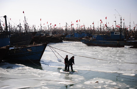 Worst sea ice in 30 yrs off E China