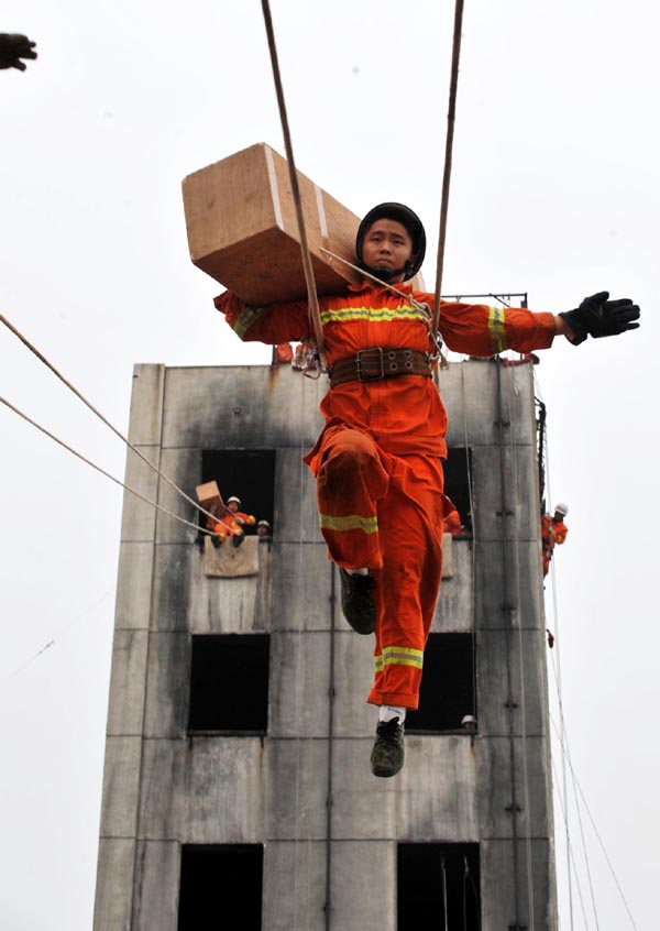 Fire drill held in Central China
