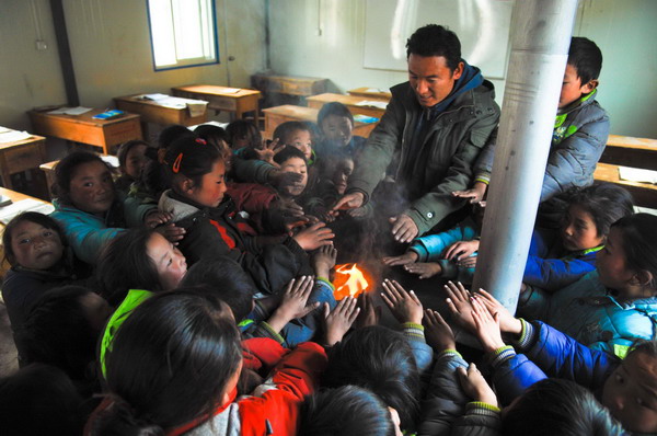 Yushu quake survivors brace for winter