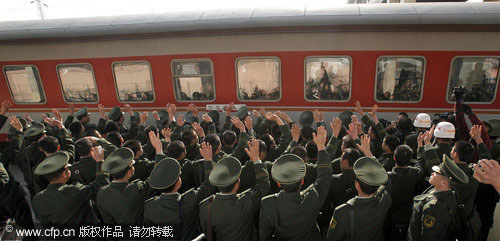 Soldiers bid emotional farewell to the army