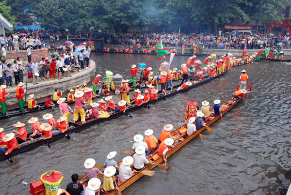Dragon boat races breathe life into festival