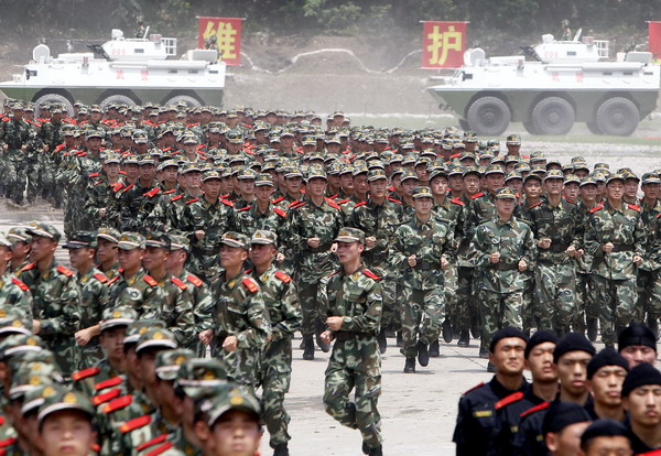 Anti-terrorism drill held in Shanghai