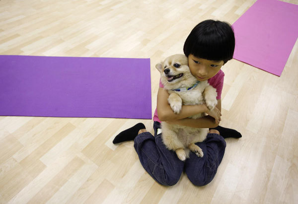 Dog yoga lessons in HK