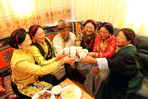 Tibetans celebrate New Year