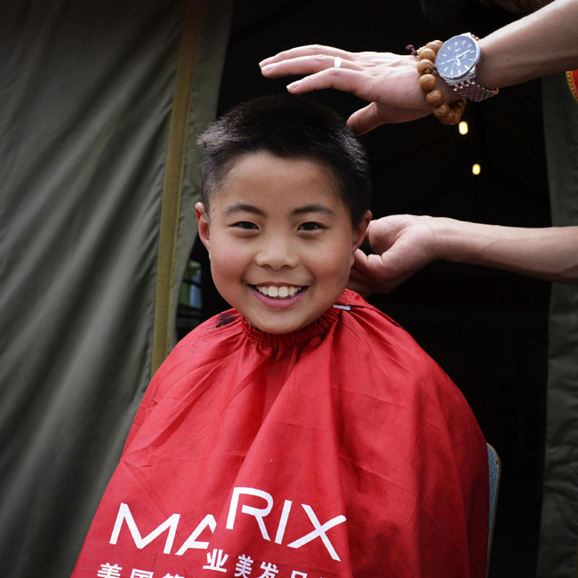 Children in quake-hit areas in Sichuan