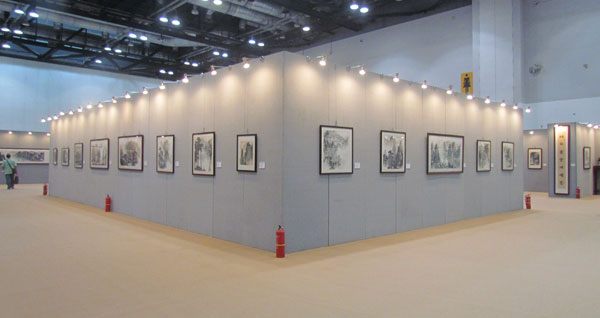 Painting and calligraph show at Beijing Sparkle Roll Luxury Brands Culture Expo 2012 Fall