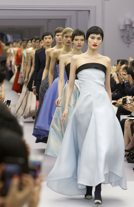 Dior's 30-minute encore