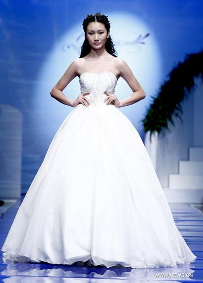 Wedding gowns presented at China Fashion Week