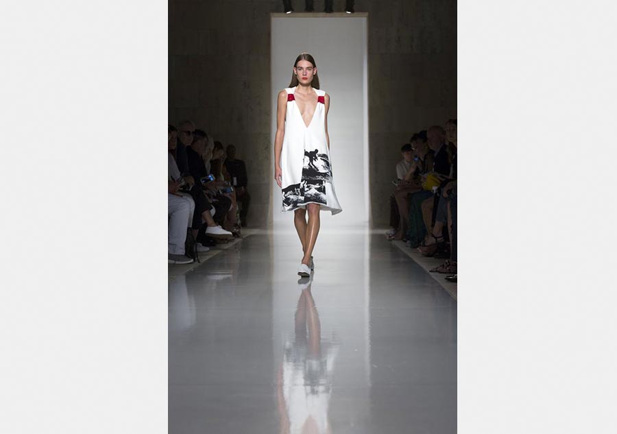 NYFW: Victoria Beckham Spring/Summer 2016 collection