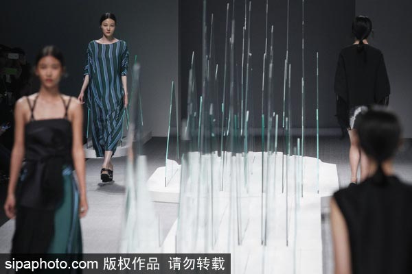 Designer Zhu Chongyun kicks off Shanghai Fashion Week