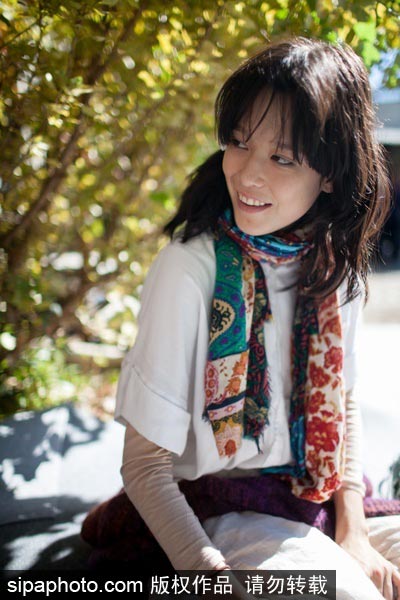 Trend watch: Falling for scarves