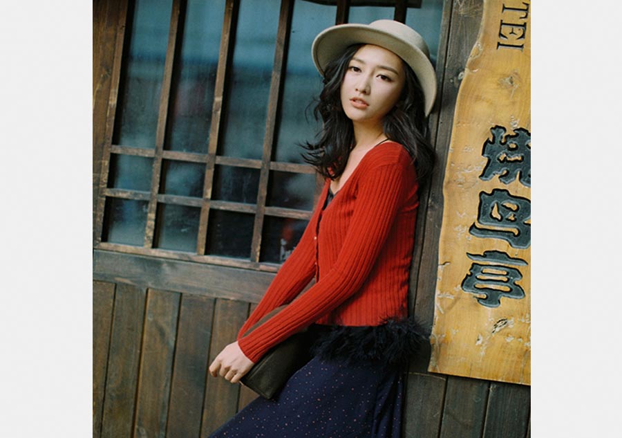 Wang Ou graces fashion magazine