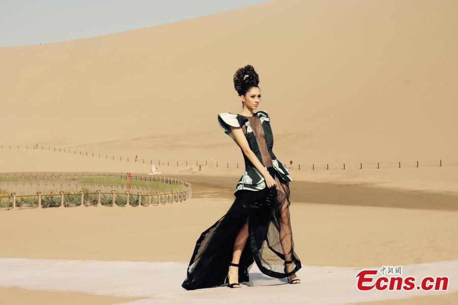 Silk Road fashion show at Gansu scenic spot