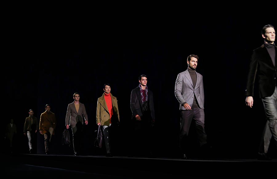 Massimo Dutti presents its first show in Asia