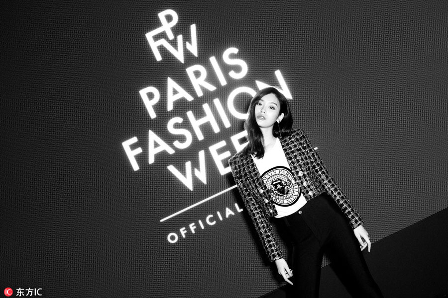 Chinese model Xi Mengyao spotted in Paris fashion week