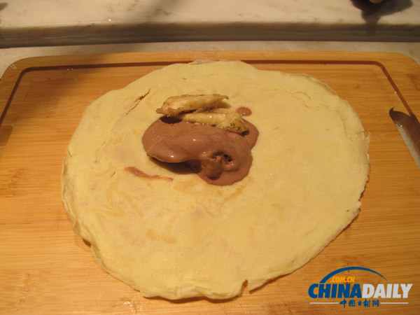 Banana egg roll ice cream[1]|chinadaily.com.cn