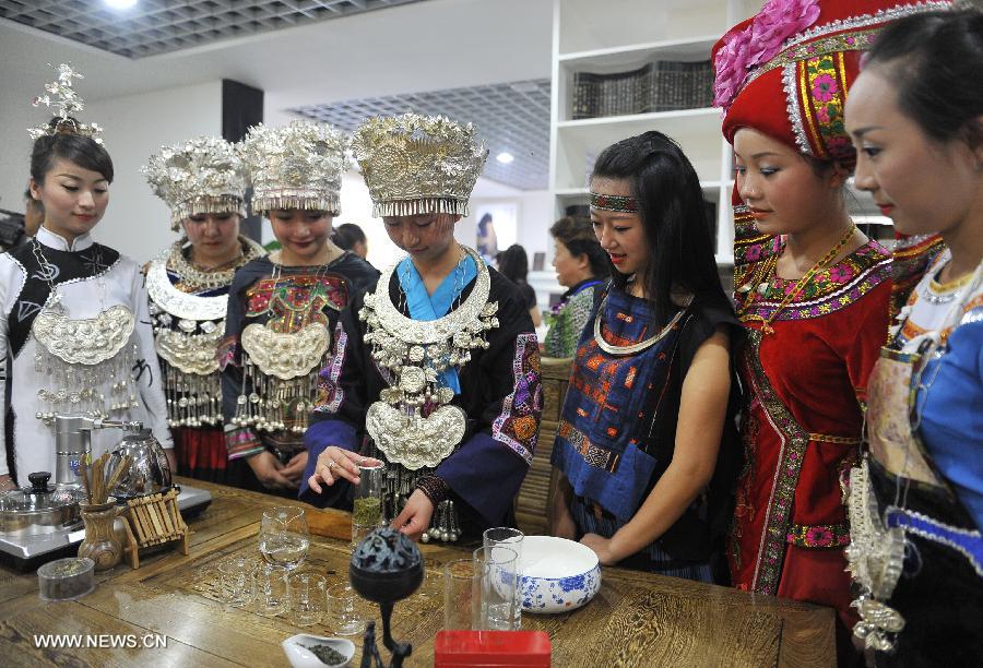 7th tea culture festival of Duyun pale-colouredtips opens in Beijing