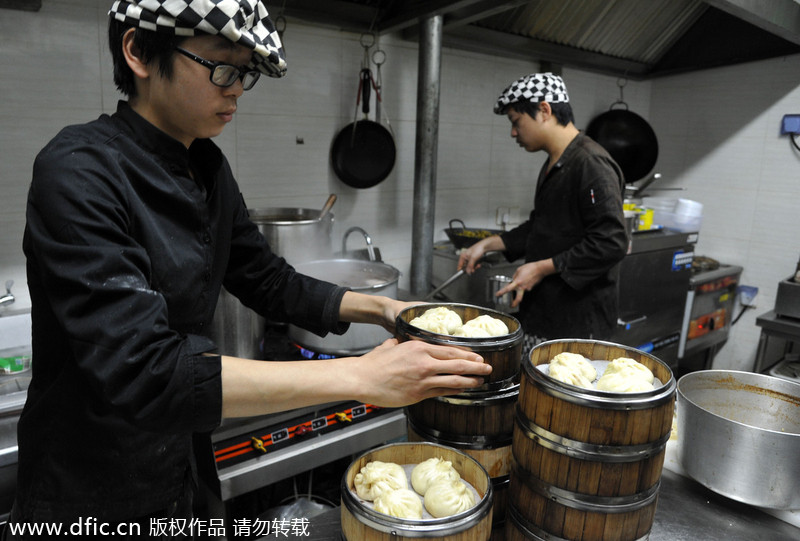 Qingfeng buns shipped by air from Beijing