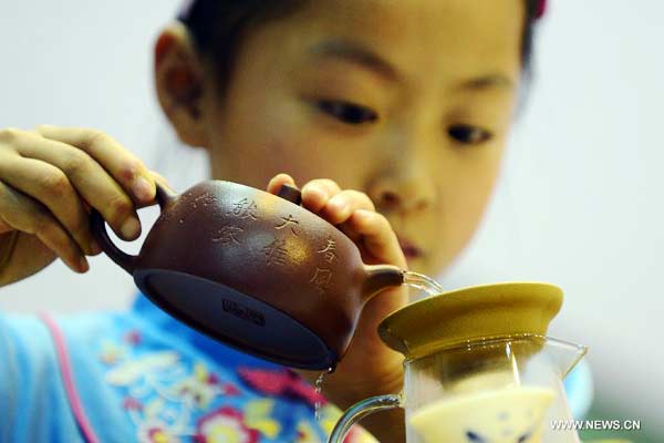 Youth tea art contest kicks off in Hangzhou