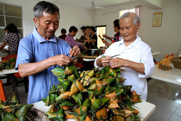 Different styles of Zongzi