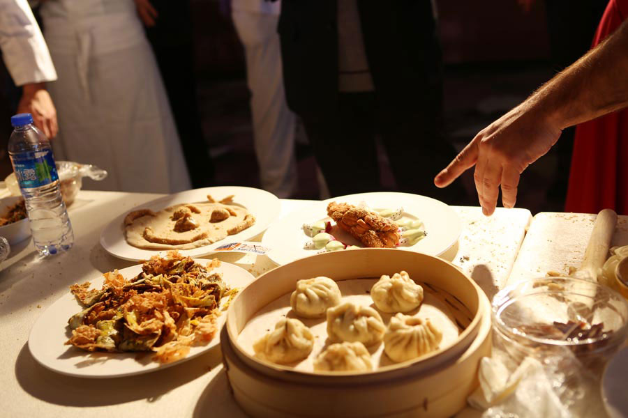 Chopsticks & Beyond: On Track in Tianjin