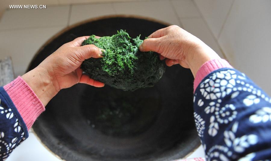 A time to enjoy traditional Qingming snack