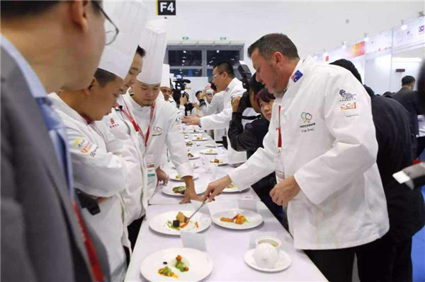 Global chefs meet for Chinese food cook-off