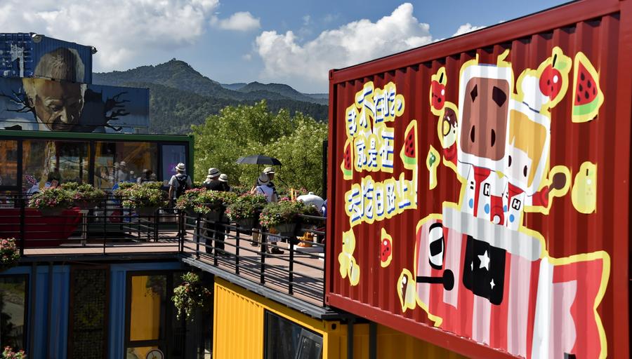 Food festival opens at 'container town' in Beijing