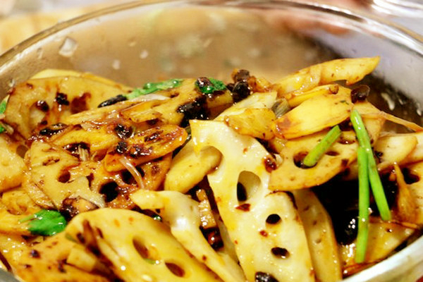 Create delicacies with Lao Gan Ma