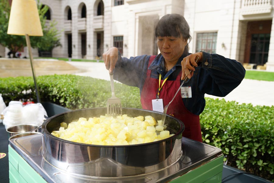 Street food culture explored in Tianjin