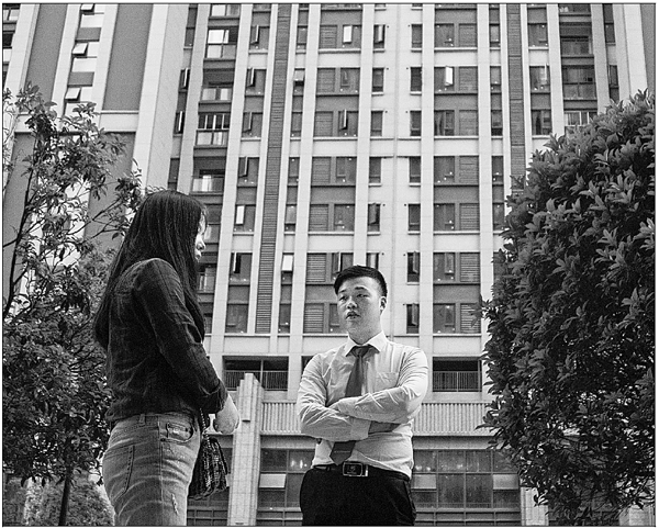 Land deals slow, prices drop