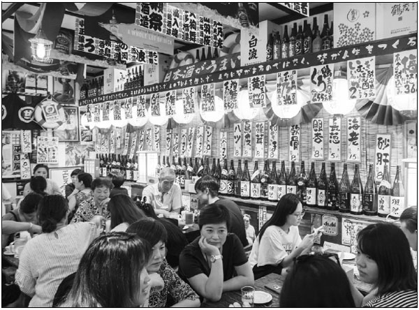 Japanese cuisine tickles taste buds, spins money in China