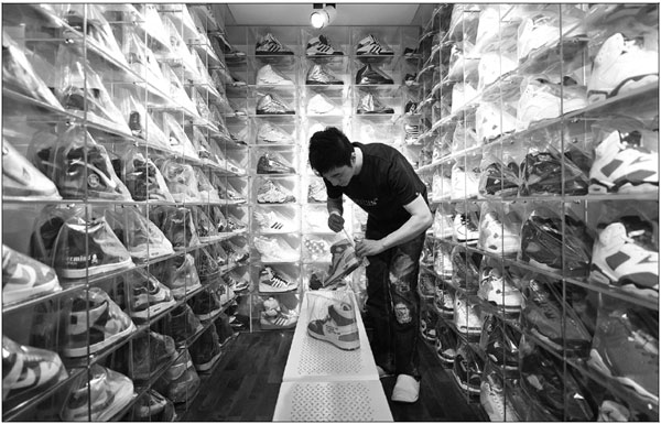 Coming shoe boom's sneak preview