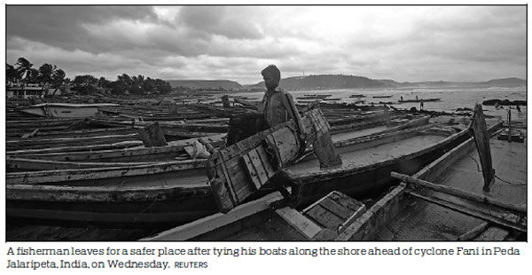 Mass evacuations as monster cyclone targets eastern India