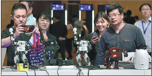 Tech giants to foster smart revolution