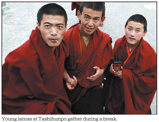 Smartphones meet sutras at ancient monastery