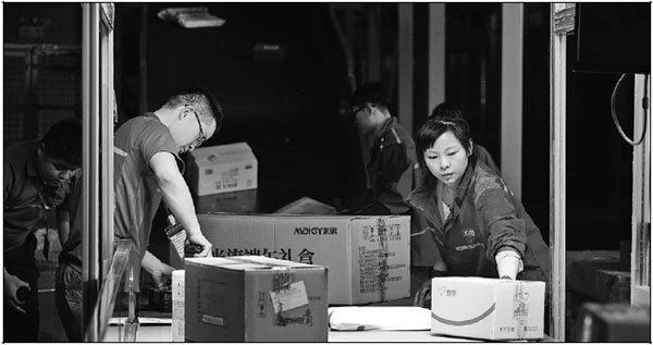 Platforms use smart tech to enhance logistics capacity, boost sales