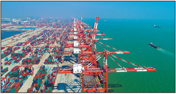 Guangzhou to build world's first automated parallel container quay
