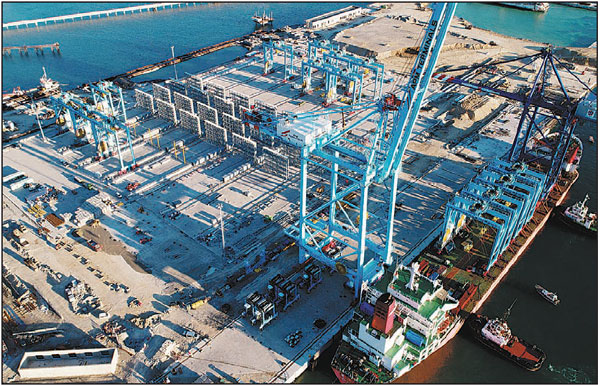 Chinese investors revive Italian port