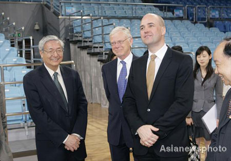 Swedish PM says 'no' to calls for boycott of Olympics