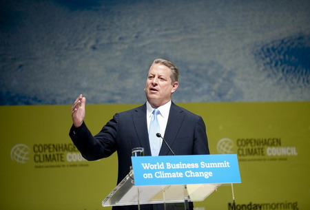 Al Gore addresses Live Earth China