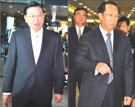 Taiwan media delegation heads for mainland