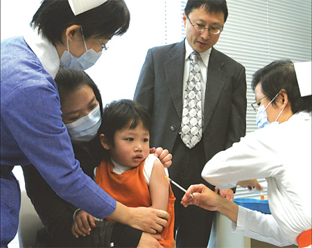 Flu vaccine begins for high risk groups