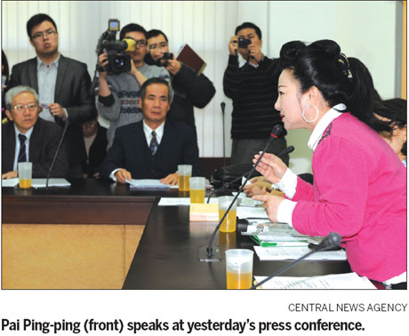 Top judicial official under fire over 'no execution' vow