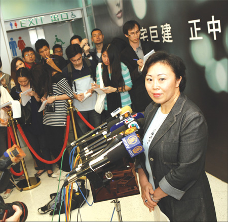 Greater transparency in flat pre-sales to be required: Cheng