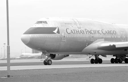 Cathay Pacific orders 27 more planes