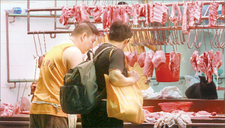 Buyers accuse pork importers of price fixing
