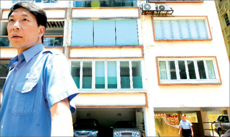CE denies illegal structure at his flat